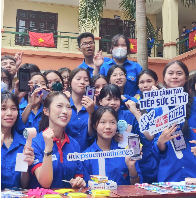 Bà Trần Phương Nga, CEO Tập đoàn Thiên Long: Thi cử nhẹ nhàng - Triệu trái tim hướng về thí sinh (3)